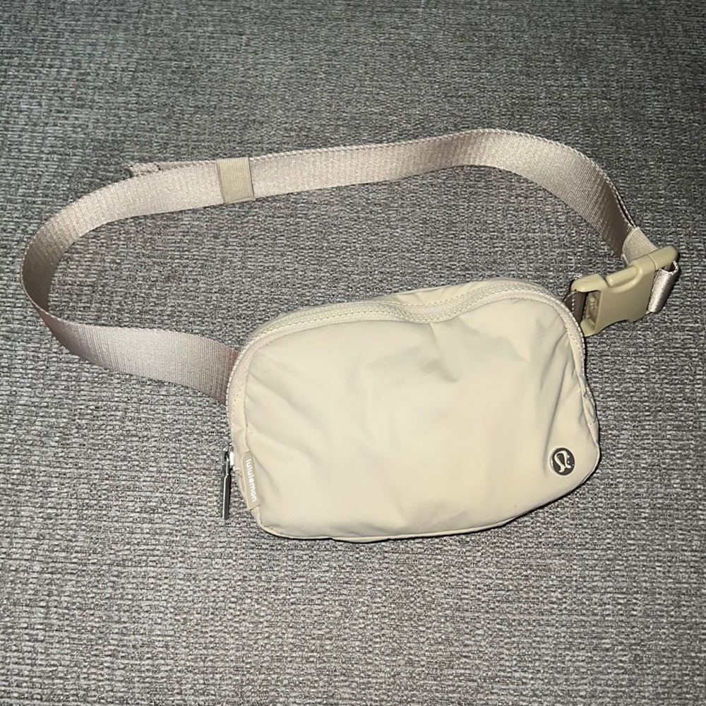 Lululemon Belt Bag